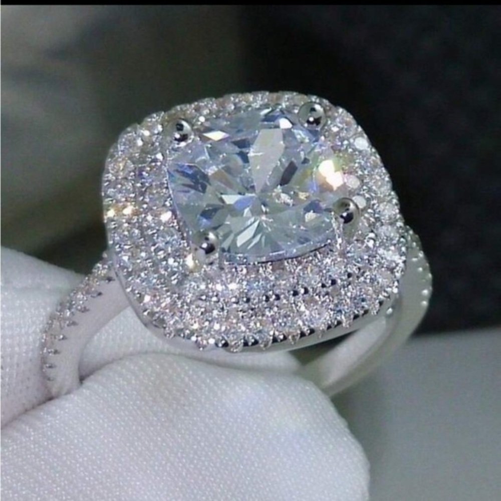 Cushion cut engagement style coat